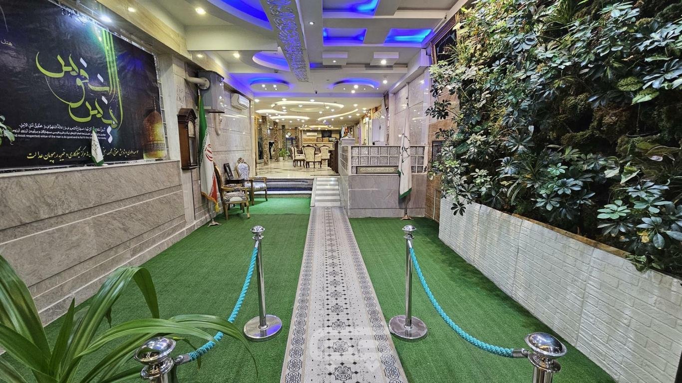 هتل رهپویان عدالت مشهد ورودی هتل