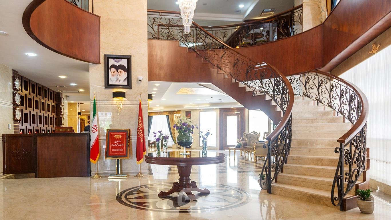 هتل پارسیس مشهد لابی 2