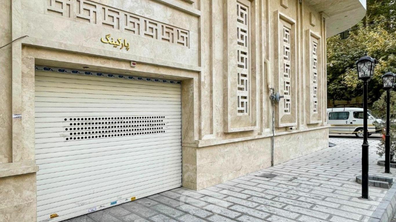 هتل حدیث مشهد پارکینگ
