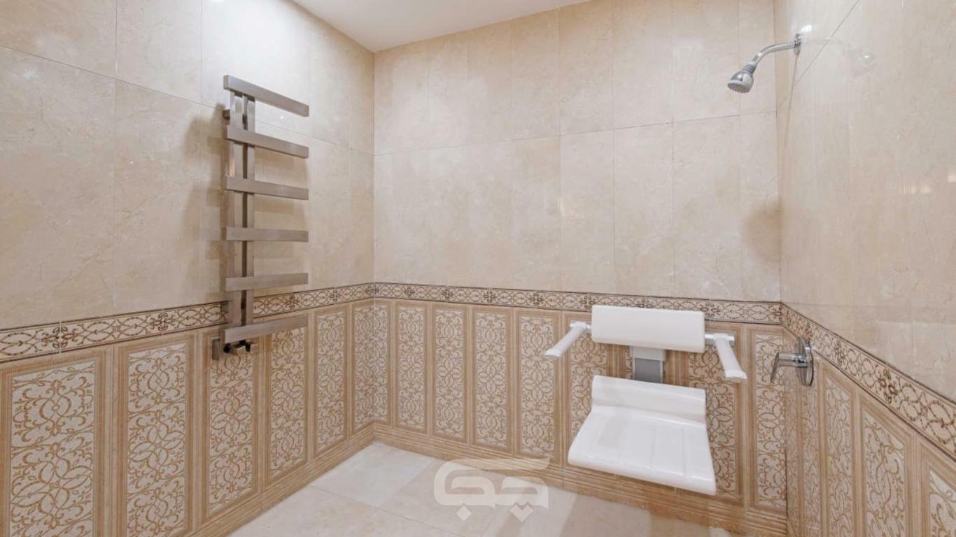 هتل قصرالضیافه قدس مشهد سرویس بهداشتی اتاق‌ها